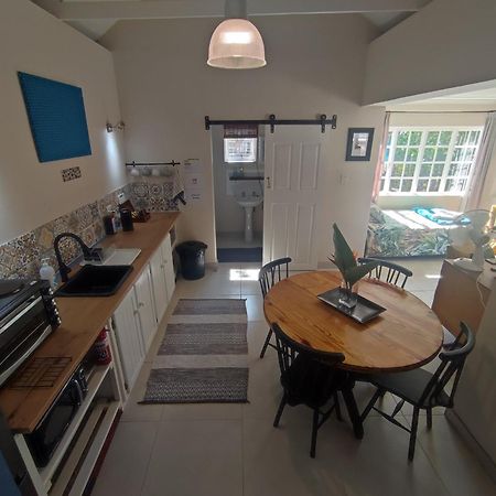 Paradise In The City - Cottage One Port Elizabeth Exterior photo
